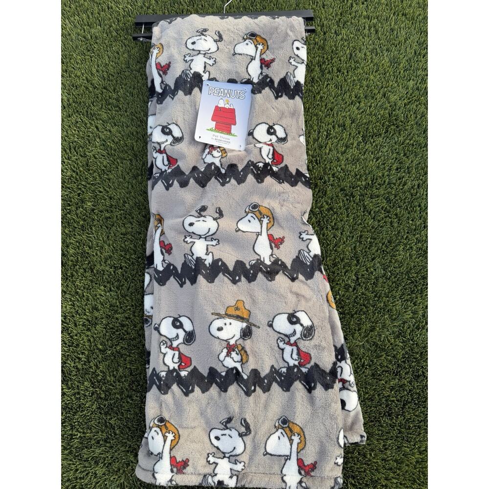 Snoopy Blanket Grey Blue Velvet Soft Hero Theme Ranger Superhero Flying Ace NWT